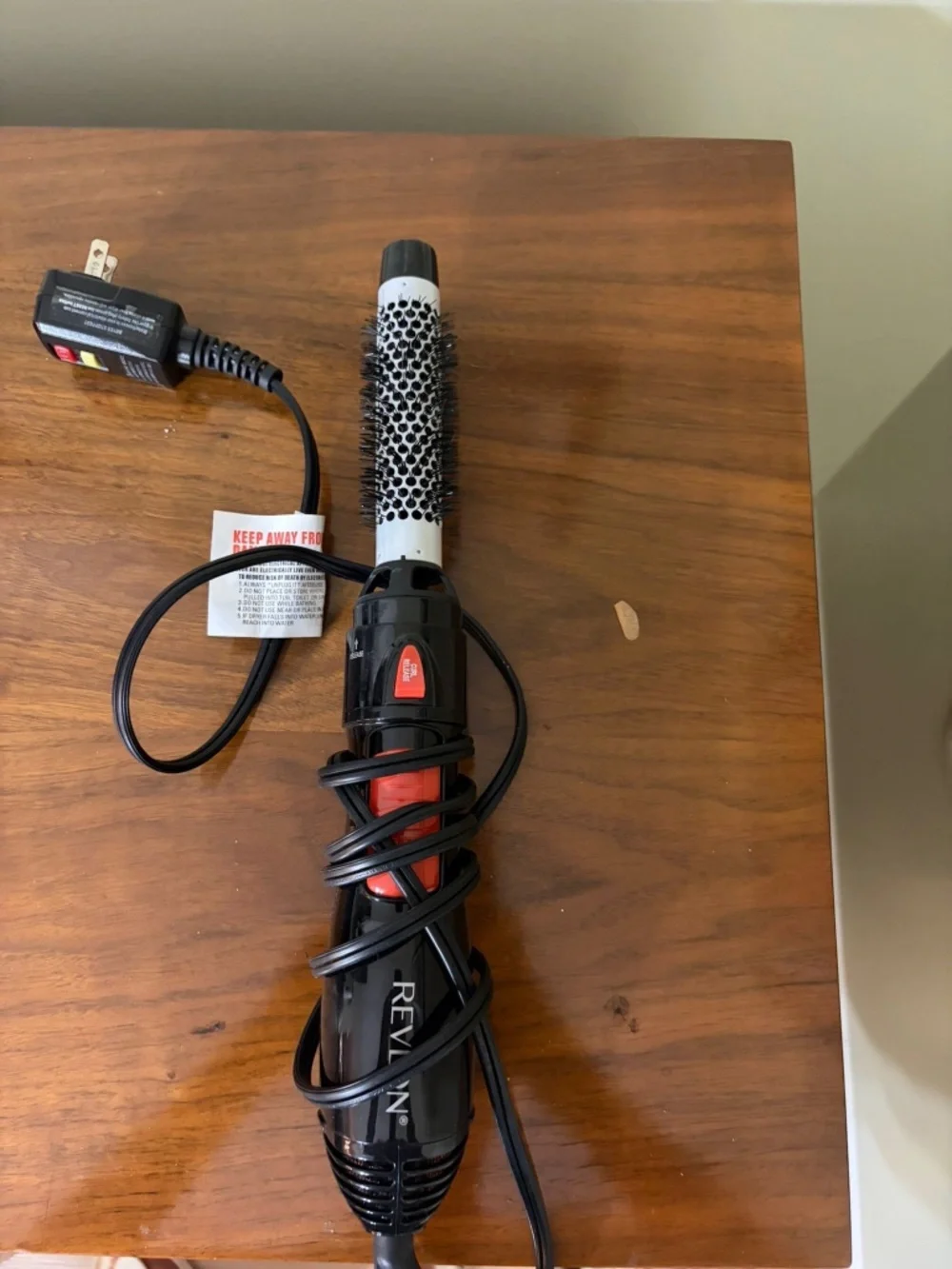 Bundle hot curling iron and brush